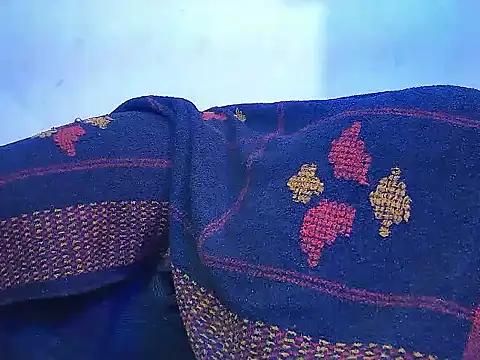 MAYA100 live sex cam