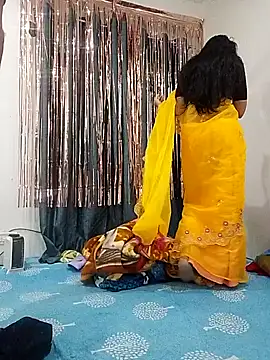 Somya_Rishi's cam snapshot