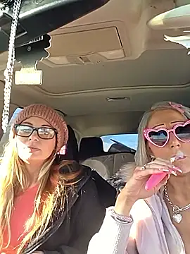 BeautifulFire23's cam snapshot