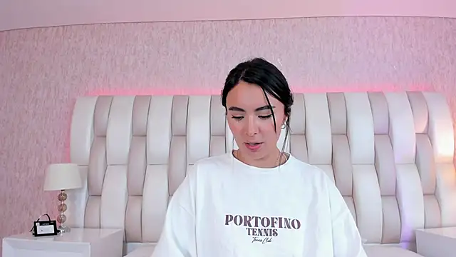 Viollet_xoxo's cam snapshot