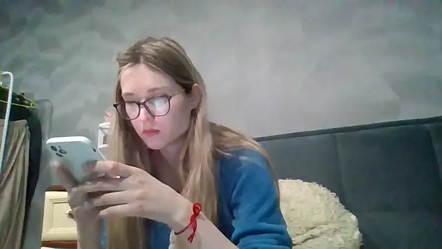 Jugira's cam snapshot