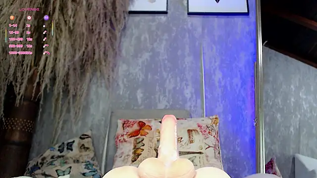 adara_le live sex cam