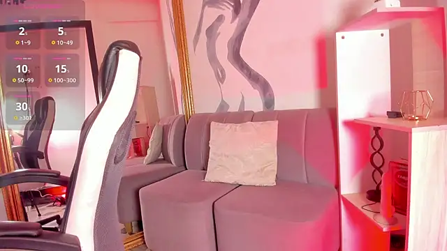 lorraineHunter's cam snapshot