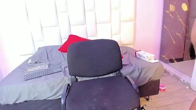 Emiily_Greey live sex cam