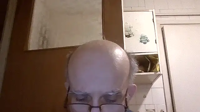 mariusica1@xh's cam snapshot