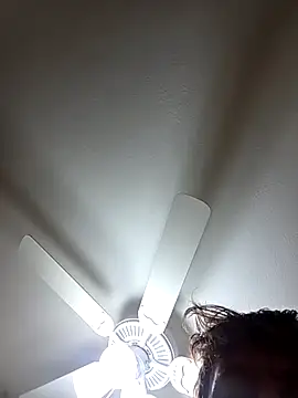 Heavyhung14u's cam snapshot