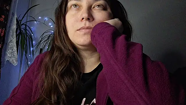 Cyndee_Winter's cam snapshot