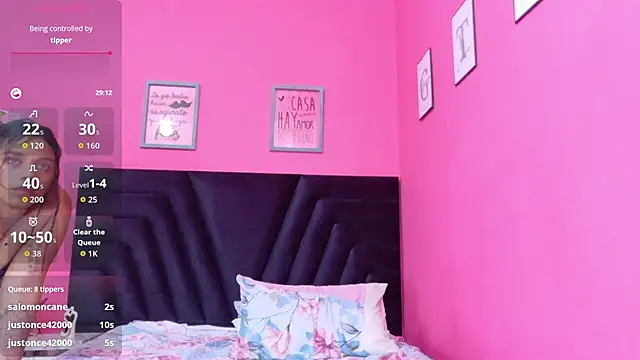 curvybrunnete's cam snapshot