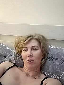 stellahere8's cam snapshot