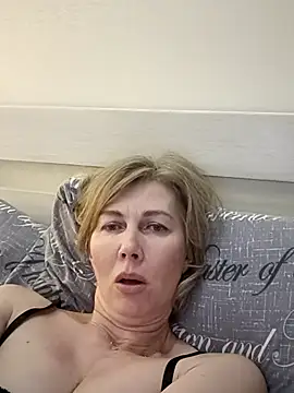 stellahere8's cam snapshot