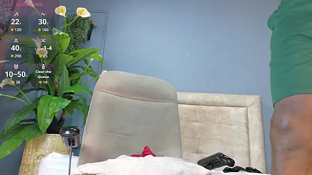 hunter_biggest's cam snapshot