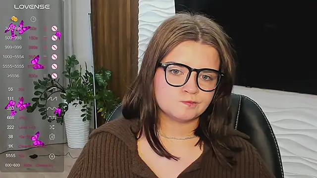 LanaTreades's cam snapshot