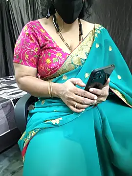 bhuvana_555's cam snapshot