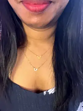 tamil_Aarathi's cam snapshot