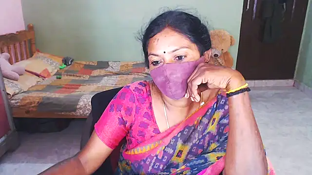 HotGulabi's cam snapshot