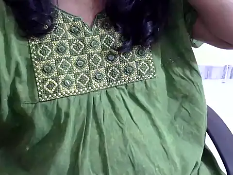 Vennela-1-Telugu live sex cam