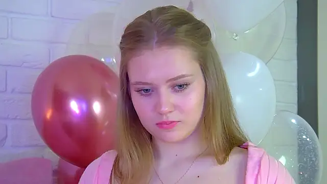 SelinSwarovski's cam snapshot