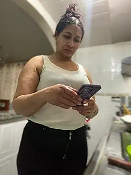 Carola-Ross live sex cam