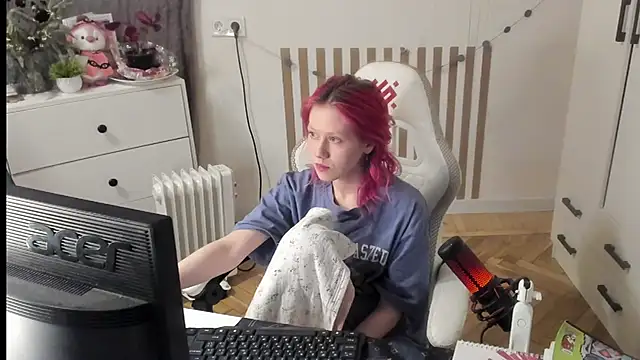 Silly__Milly's cam snapshot