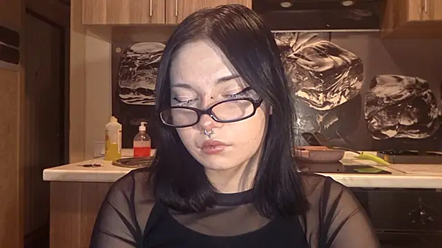 Goth_cute's cam snapshot