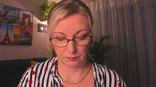 vanessa_chat's cam snapshot