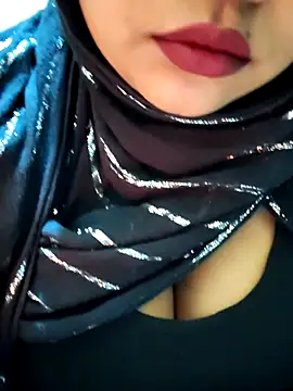 Indian-Nazia live sex cam