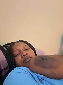 thedarkenchantress live sex cam