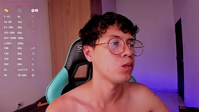 LeaneSeb live sex cam