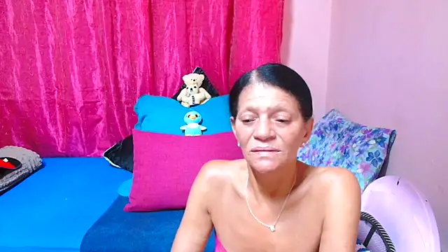 SLUTTYROXY's cam snapshot