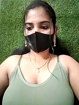 Nithyatamil's cam snapshot