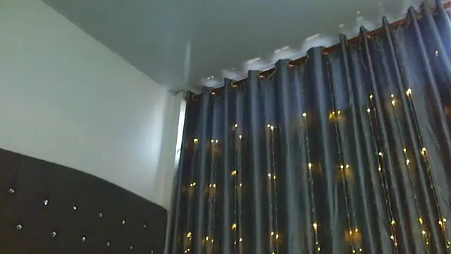 Kenisha_Sweet live sex cam