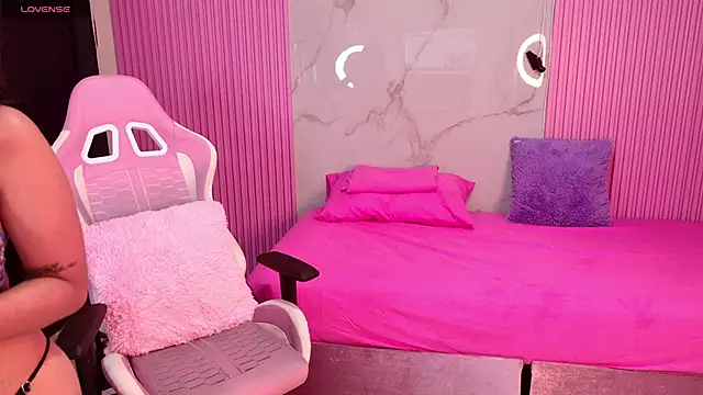 anthonela19_'s cam snapshot