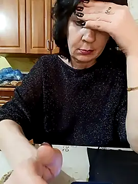 Laura_Kiss's cam snapshot