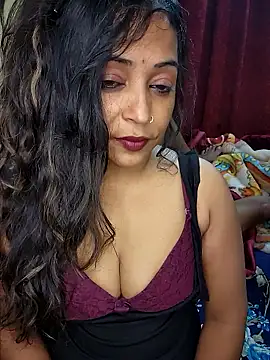 Hotbhabi305's cam snapshot