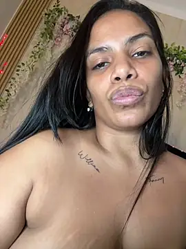 ArielleMillerr-'s cam snapshot