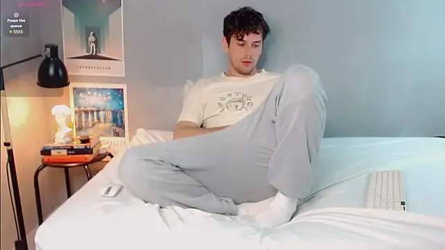 Elio555's cam snapshot