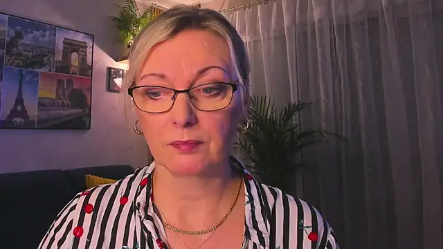 vanessa_chat's cam snapshot