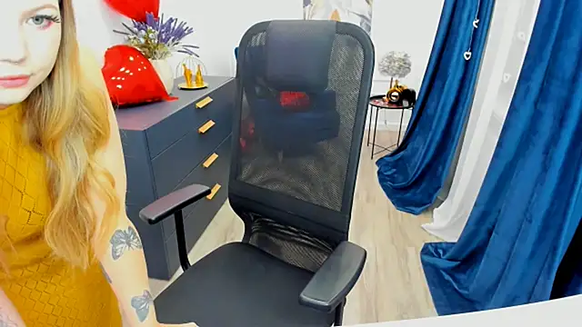 MariaRobinsone's cam snapshot