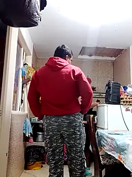 Boycuriousxxx's cam snapshot