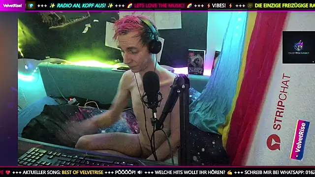 VelvetRise's cam snapshot