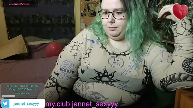 JannetPie's cam snapshot