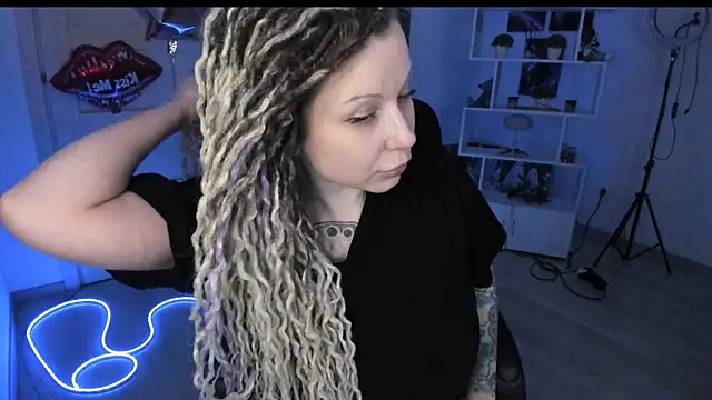 HoneySallyMoore's cam snapshot