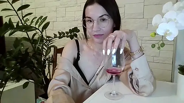 JuliaLovely's cam snapshot