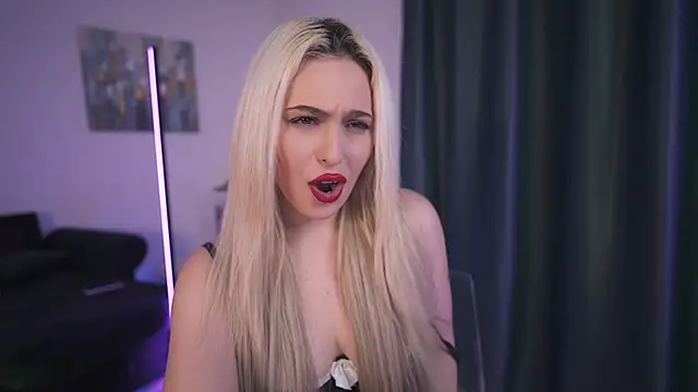 bia_kristal's cam snapshot