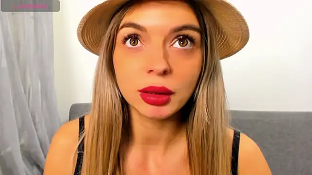 _ellen_meow_'s cam snapshot