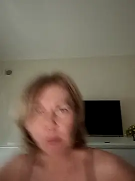 stellahere8's cam snapshot