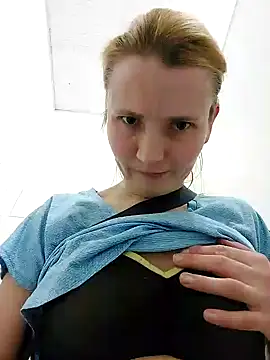 s-te-fan-i's cam snapshot