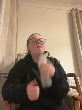 SexySashaxox live sex cam