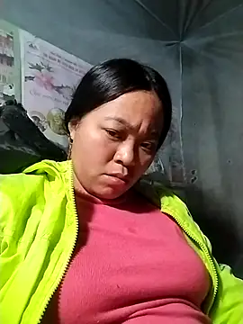 AlilaK2's cam snapshot