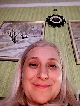 NyushaLollipop's cam snapshot